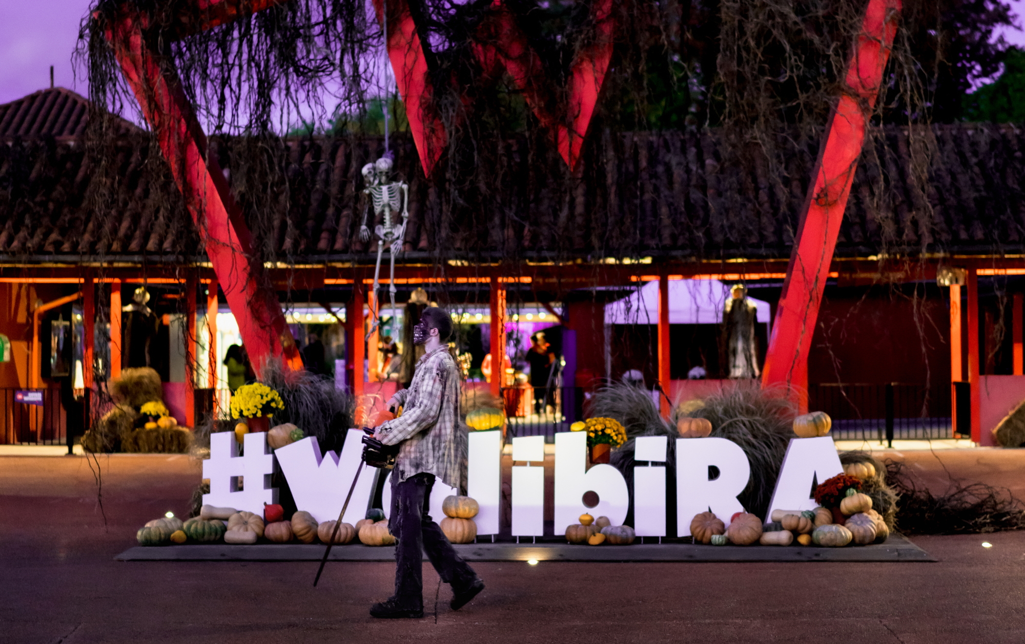 WAAAlloween : les monstres prennent possession de Walibi Rhône-Alpes